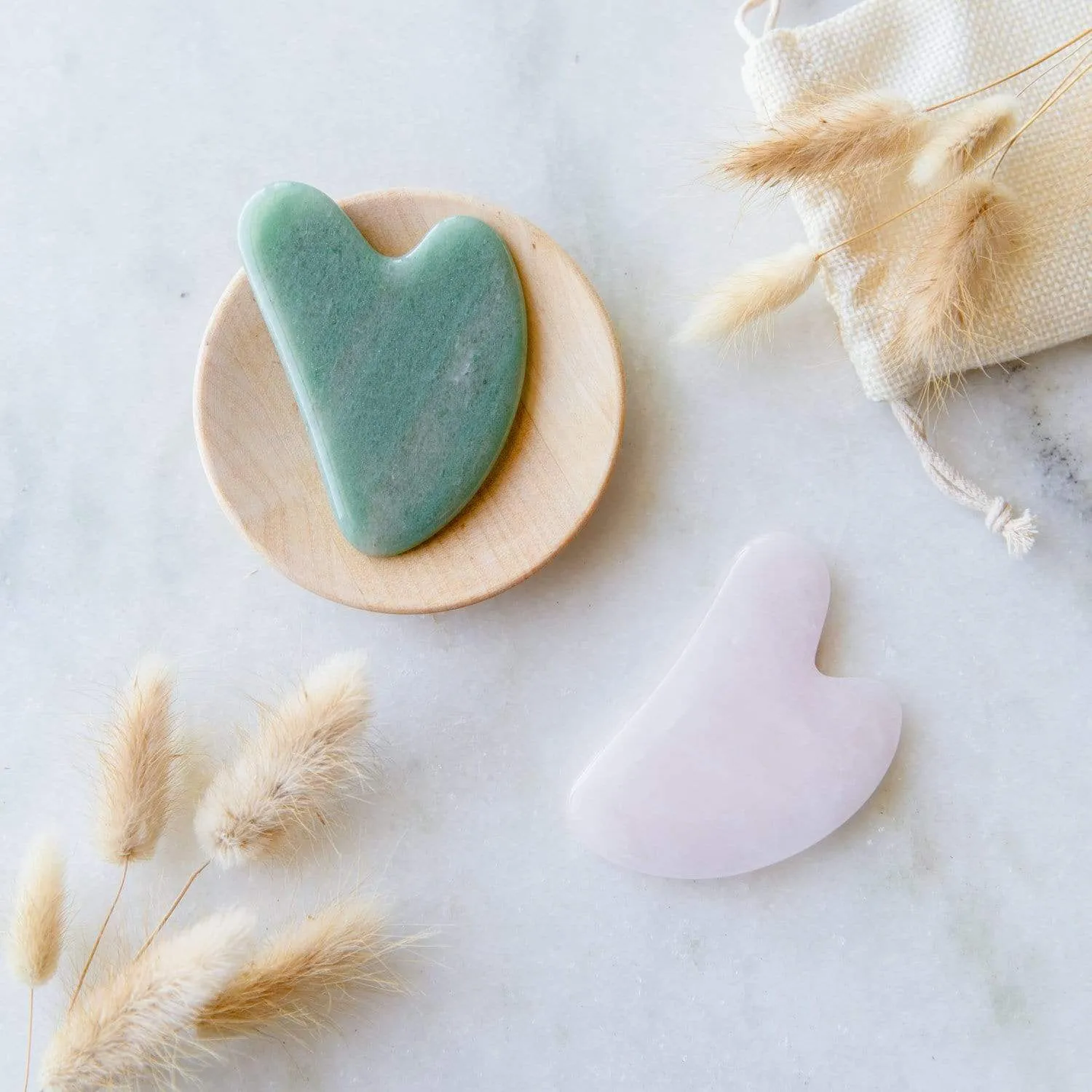 Gua Sha Facial Lifting Tool - Jade or Rose Quartz