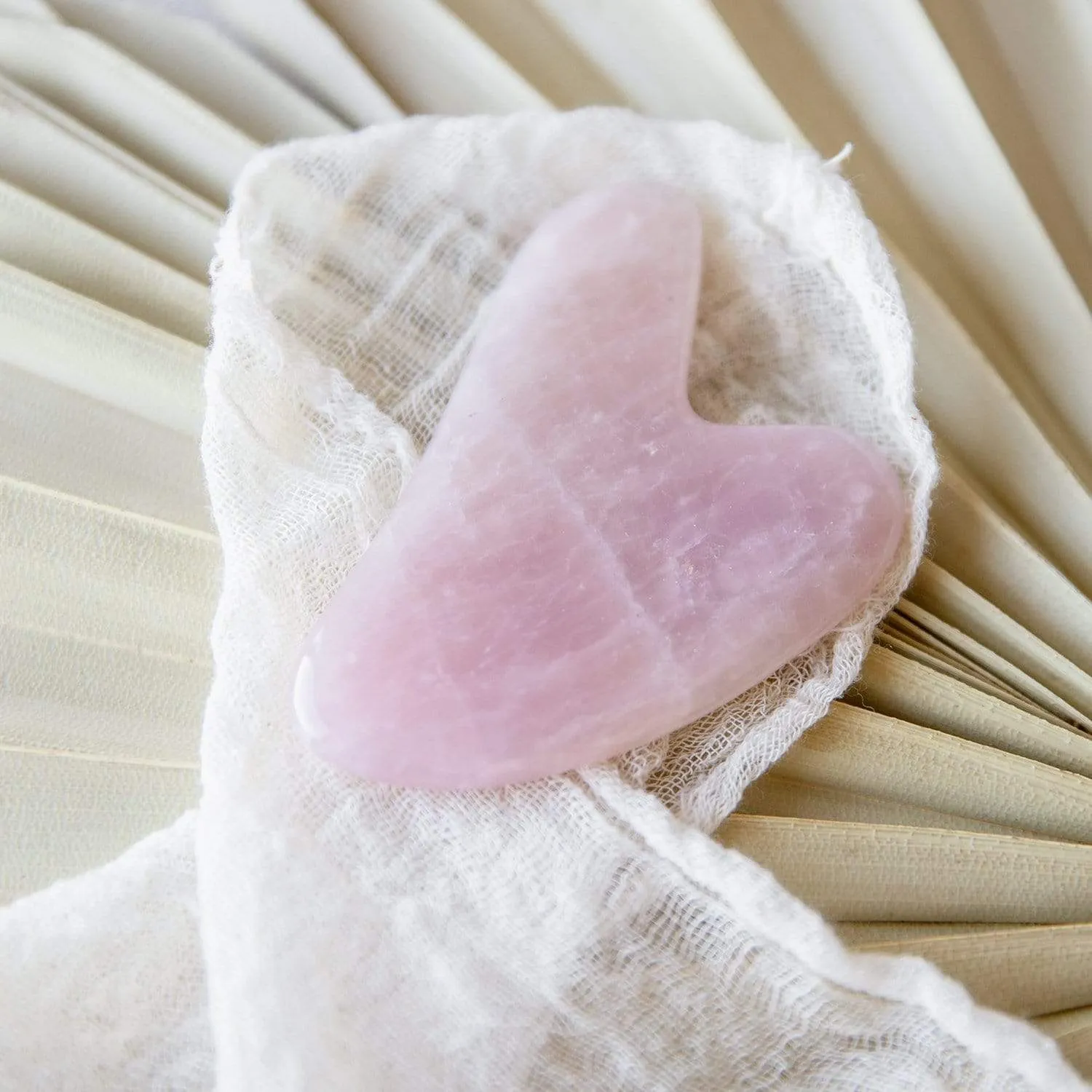 Gua Sha Facial Lifting Tool - Jade or Rose Quartz